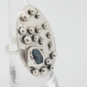 EMERALD RING HANDMADE IN STERLING SILVER METAL SIZE 8.5